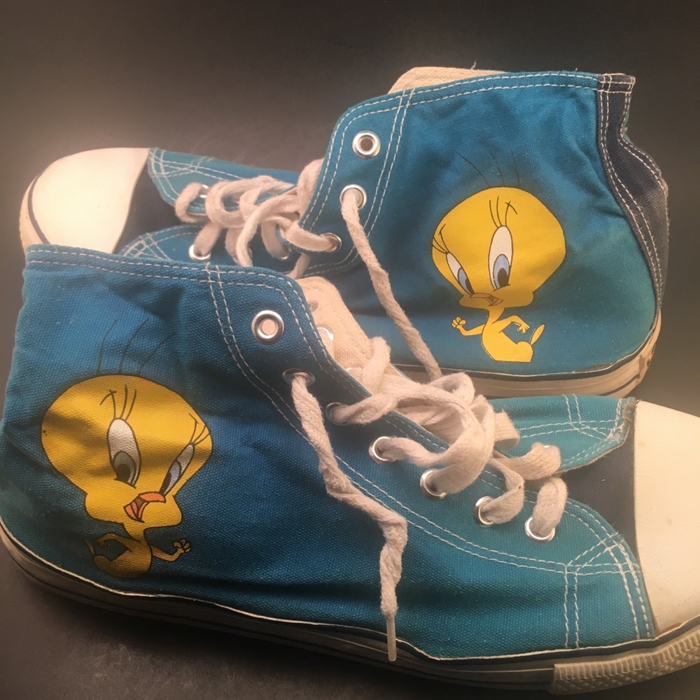 Vintage Looney Toons blue shoes 9 1/2 Women’s